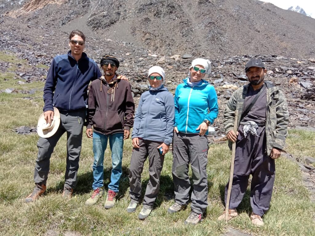 TIRCHMIR BASE CAMP TREK