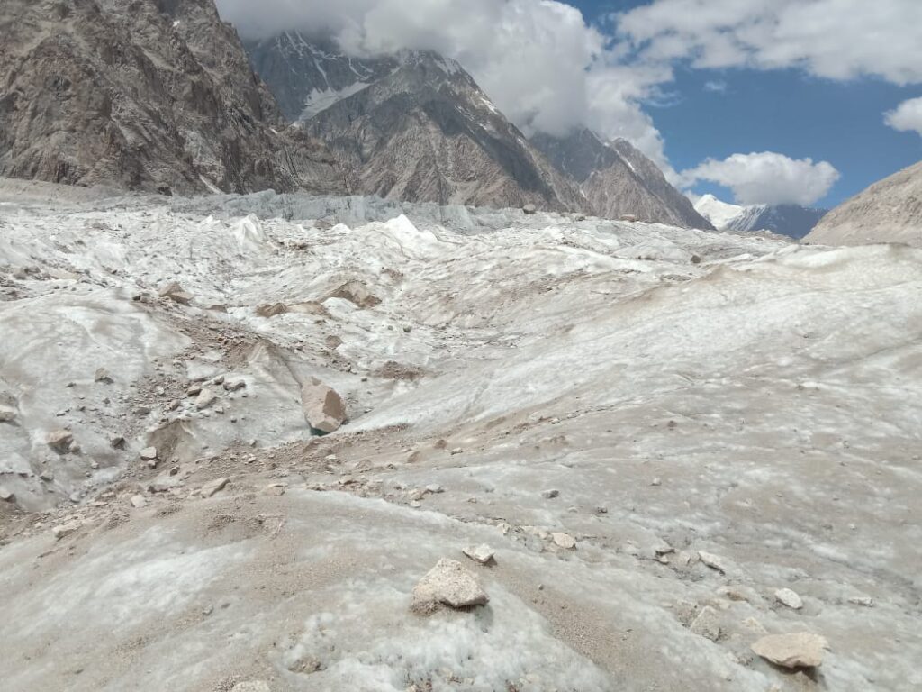 GASHERBRUM II CLIMBING EXPEDITION