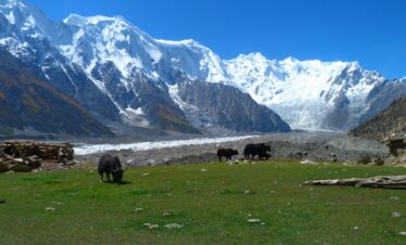 HUNZA PASSU BATURA TREK