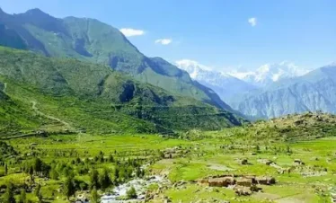 Skardu Thalley la Pass Trek