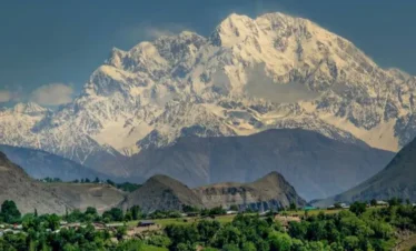 Tirchmir Climbing Expedition