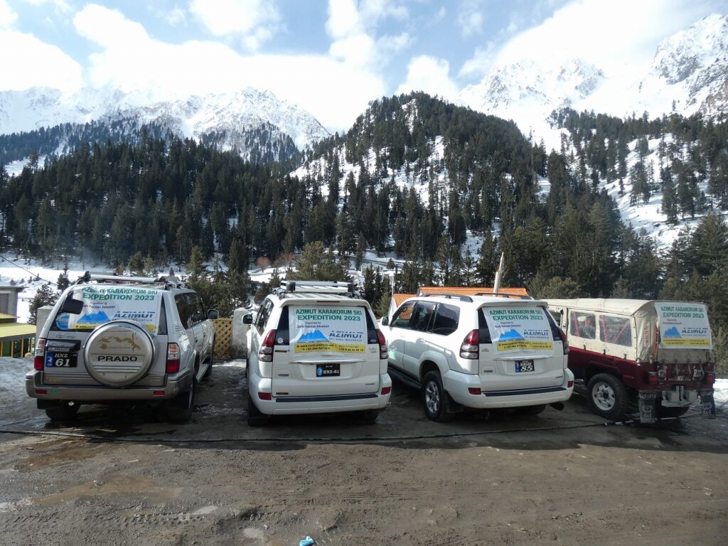 SKI TOURING IN PAKISTAN