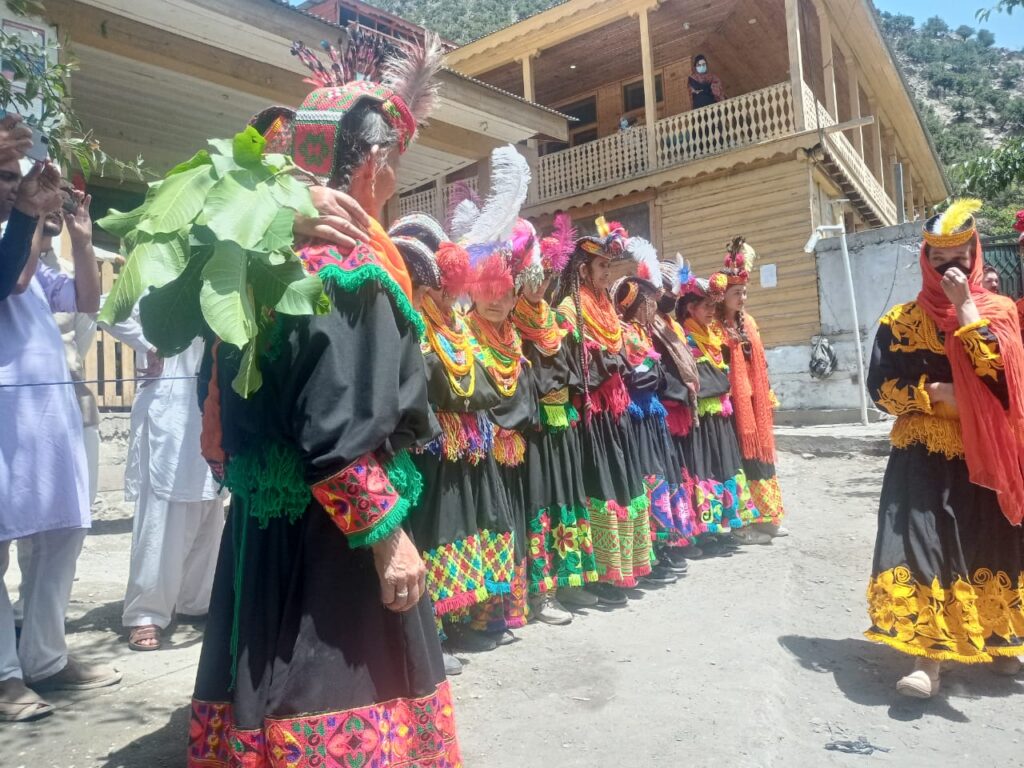 CHAMUS FESTIVAL KALASH VALLEY TOUR