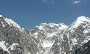 TIRCHMIR BASE CAMP TREK