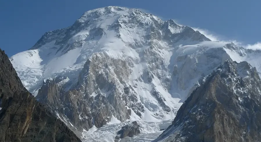 BROAD PEAK CLIMBING EXPEDITION