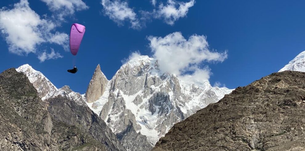 PARAGLIDING IN NORTH PAKISTAN