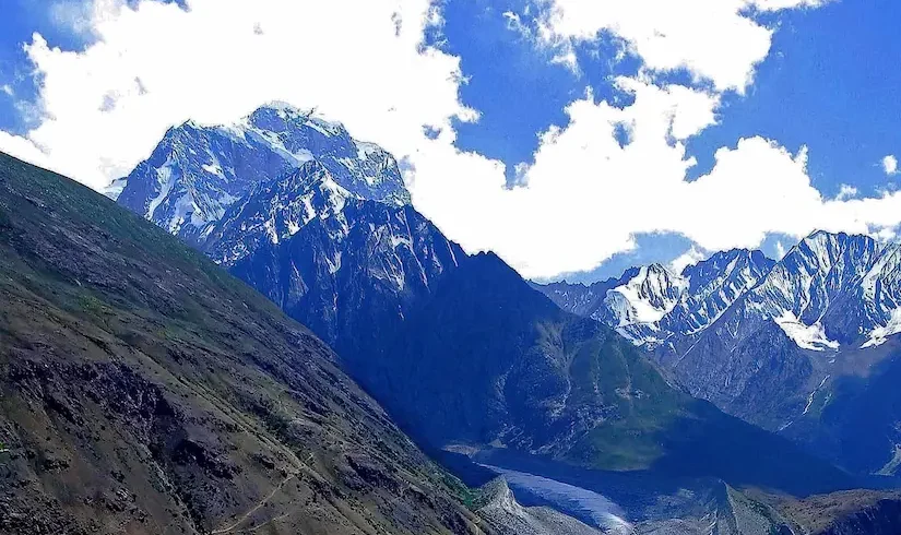 Yasin Thui Pass Trek