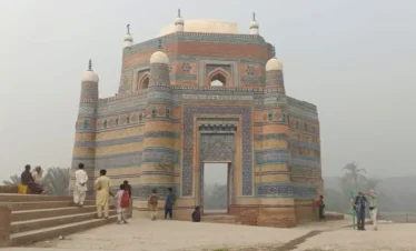 Tour From Lahore To Coastal Highway