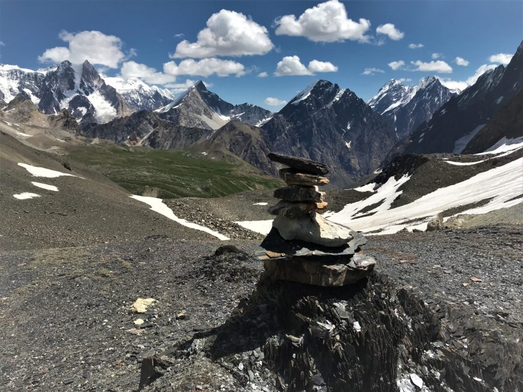 yasinTHUI PASS TREK